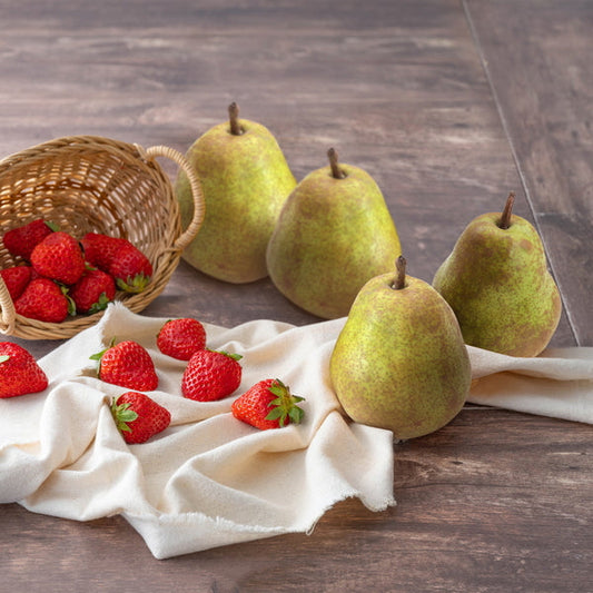 【お歳暮熨斗】ラ・フランスといちご