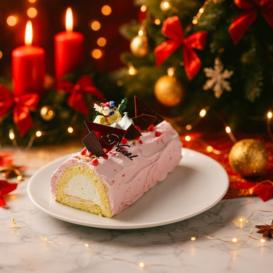 shirokane sweets TOKYO　白金ブッシュドノエル（苺）