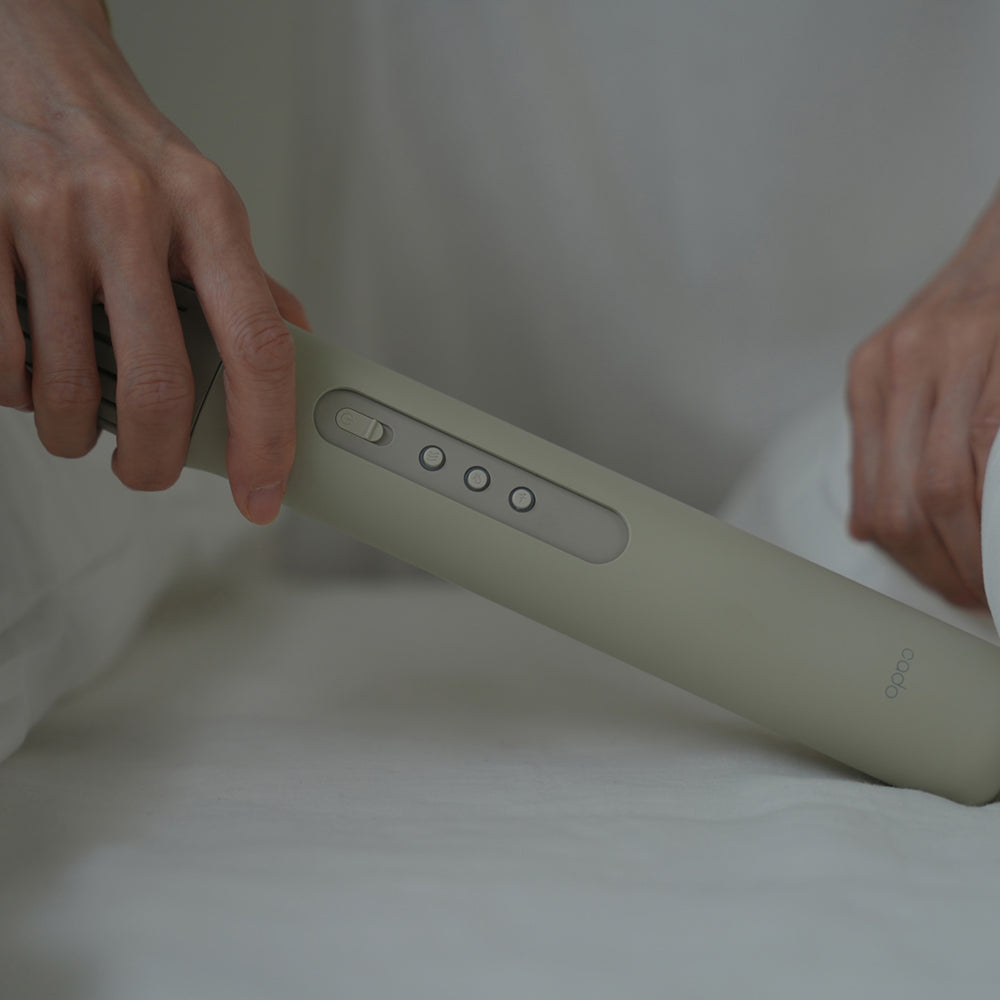 【ギフトカード】cado（カドー）ふとん乾燥機 FOEHN 002