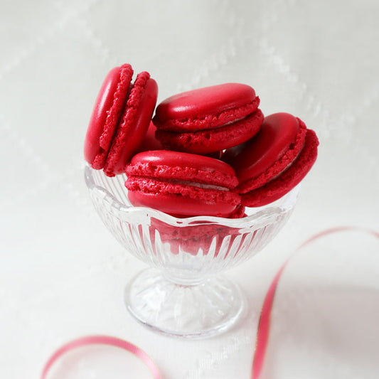 【ギフトカード】1802年パリ創業　ダロワイヨ　あまおうのマカロン 9個