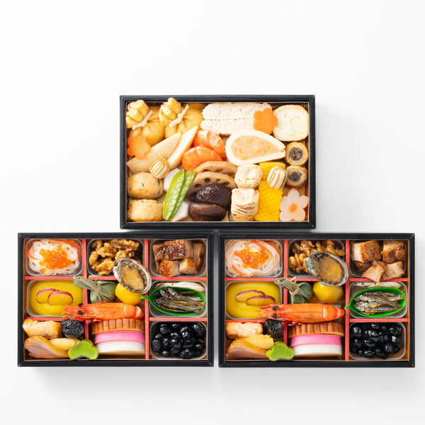 【2026年おせち予約】加賀屋 和風おせちお煮〆 37品 3段 (2人前)