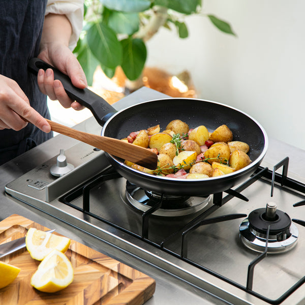 BK イージーインダクション フライパン 28cm