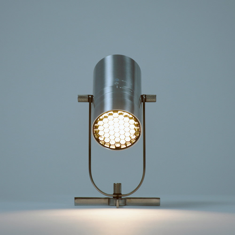 【ギフトカード】「MoriMori」　LED スポットライトスピーカー　シルバー