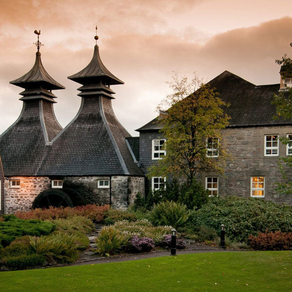 シーバスリーガル匠リザーブ12年 700ml 2本