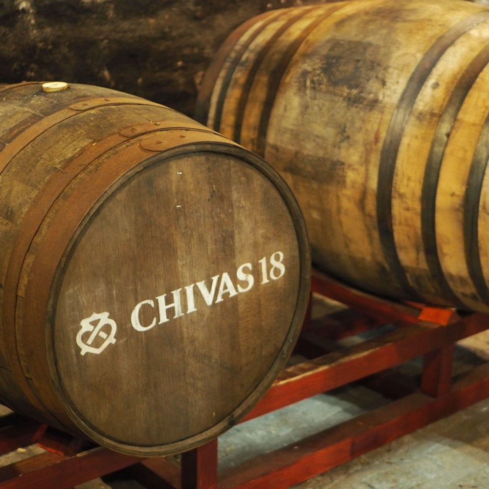 【ギフトカード】1801年創業スコッチ・ウイスキー シーバスリーガル ミズナラ 12年 箱入 700ml 2本