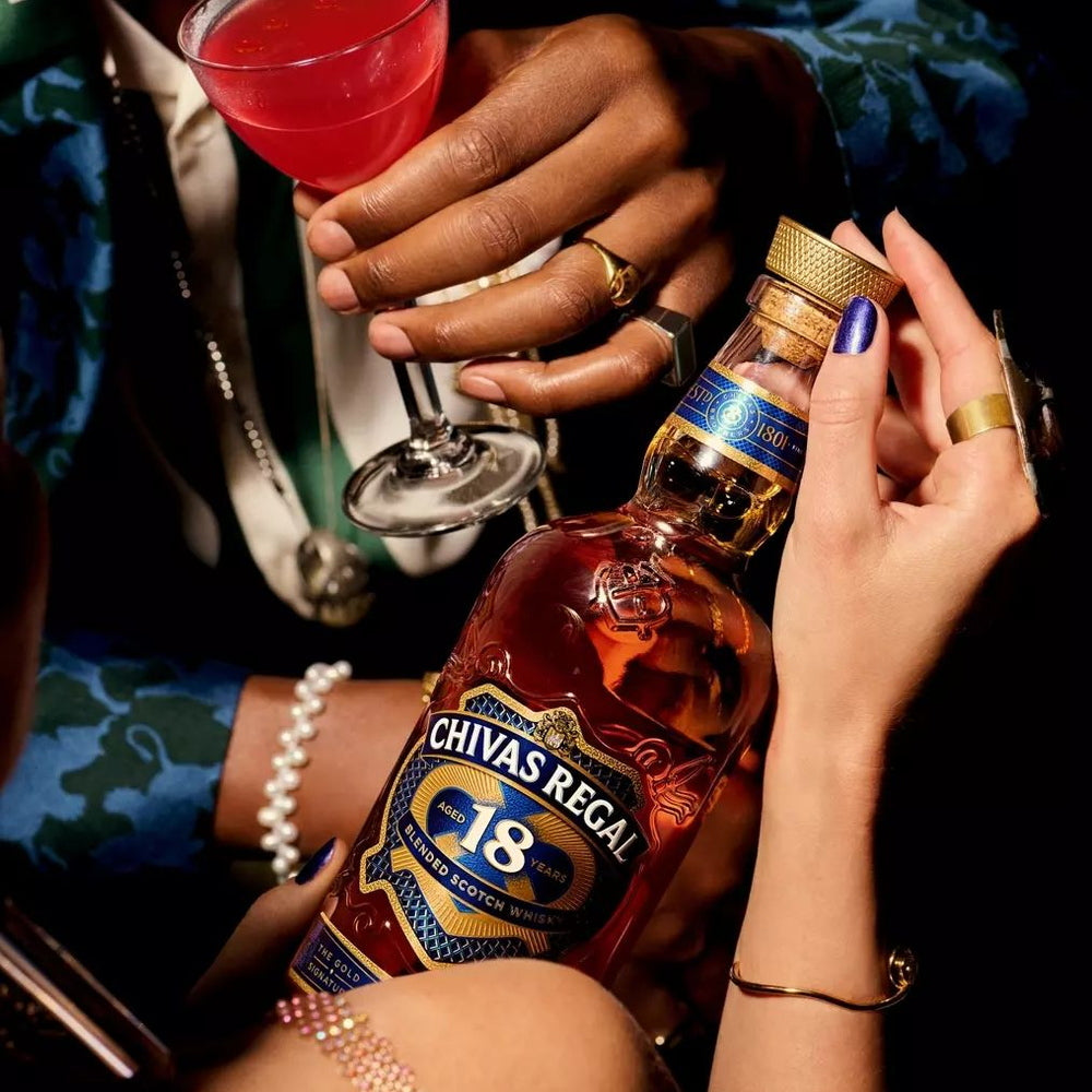 【ギフトカード】1801年創業スコッチ・ウイスキー シーバスリーガル 18年 箱入 700ml 2本