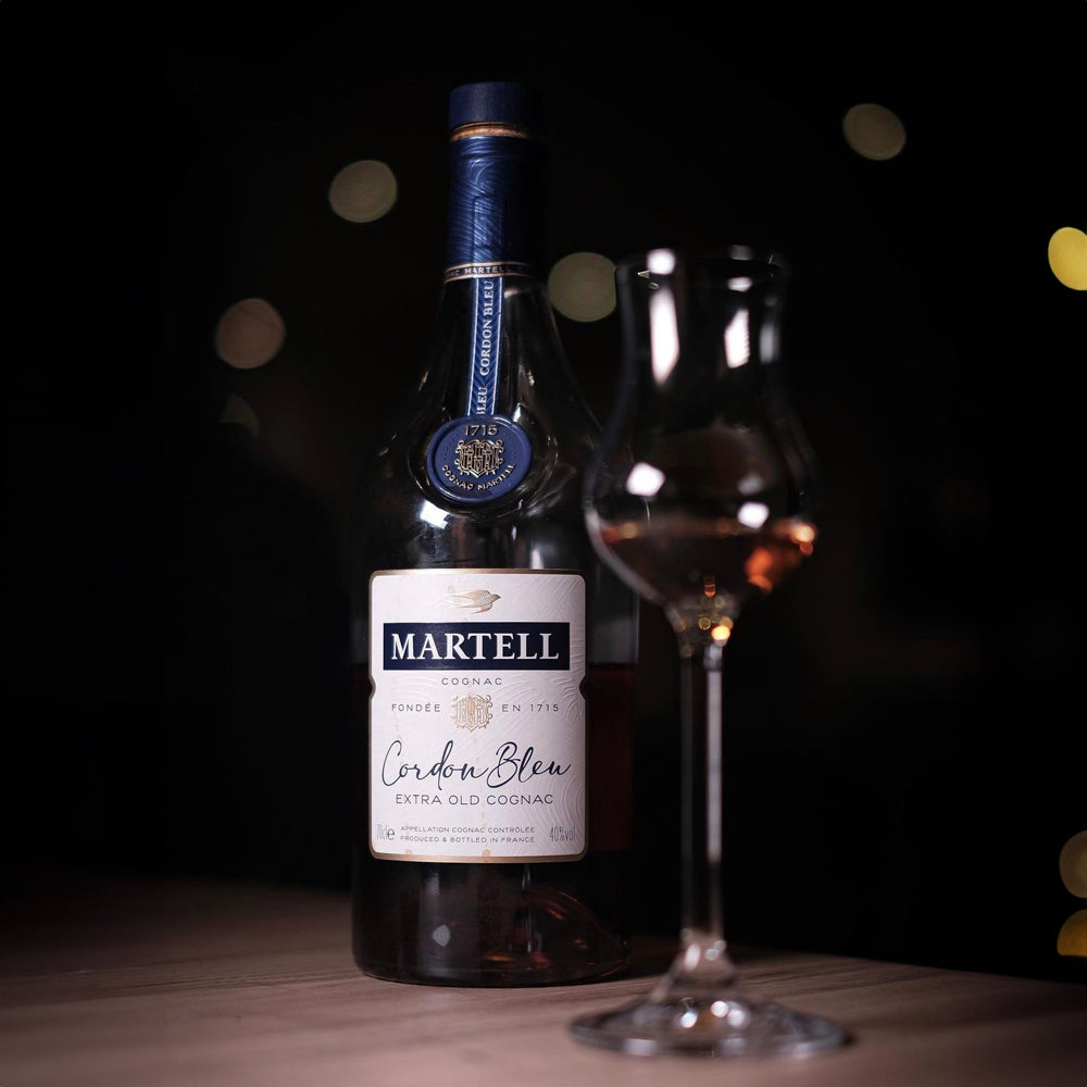 【ギフトカード】1715年創業コニャック マーテル コルドンブルー 箱入 700ml